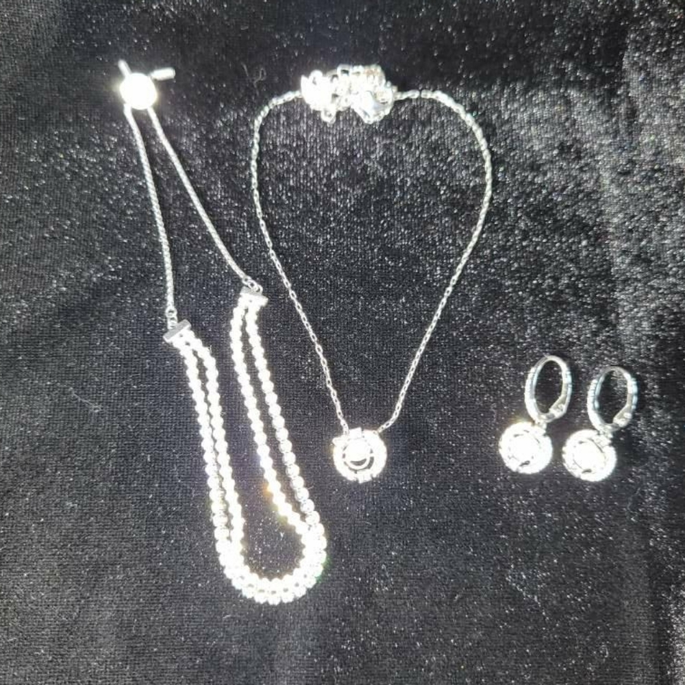 SWAROVSKI Sparkling Dance Necklace Earrings, and Bracelet Jewelry Collection